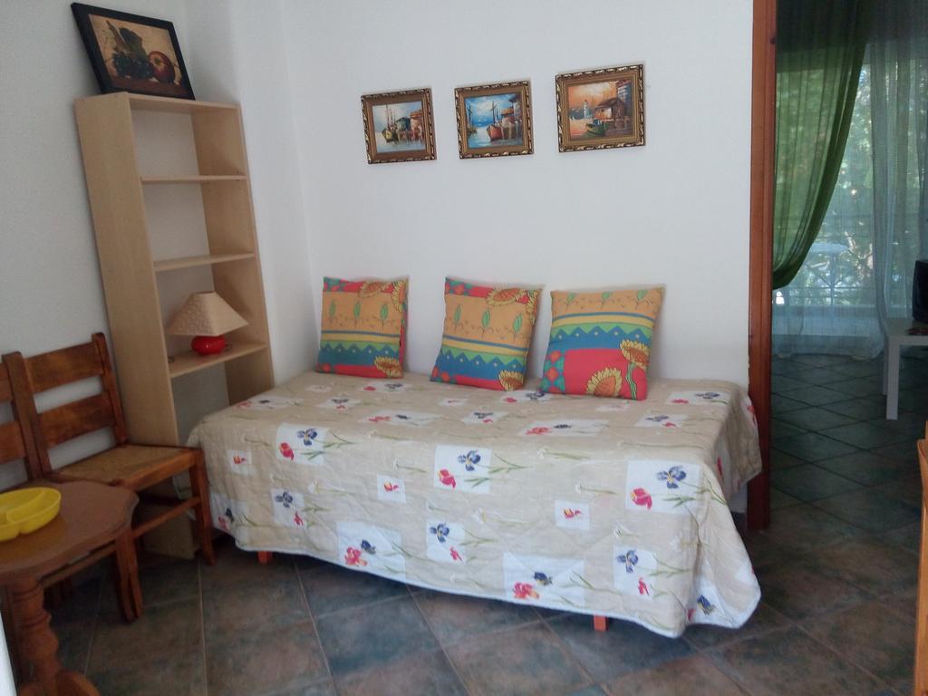 Anastasia - Efthimios Apartments Agios Konstantinos  Luaran gambar